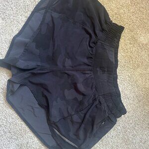 Hotty Hot Low-Rise Lined Short 2.5" (size 0)